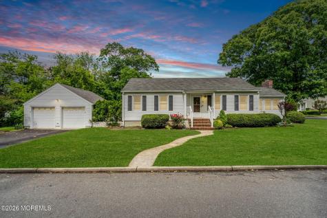 10 Lakeside Avenue Rumson NJ 07760