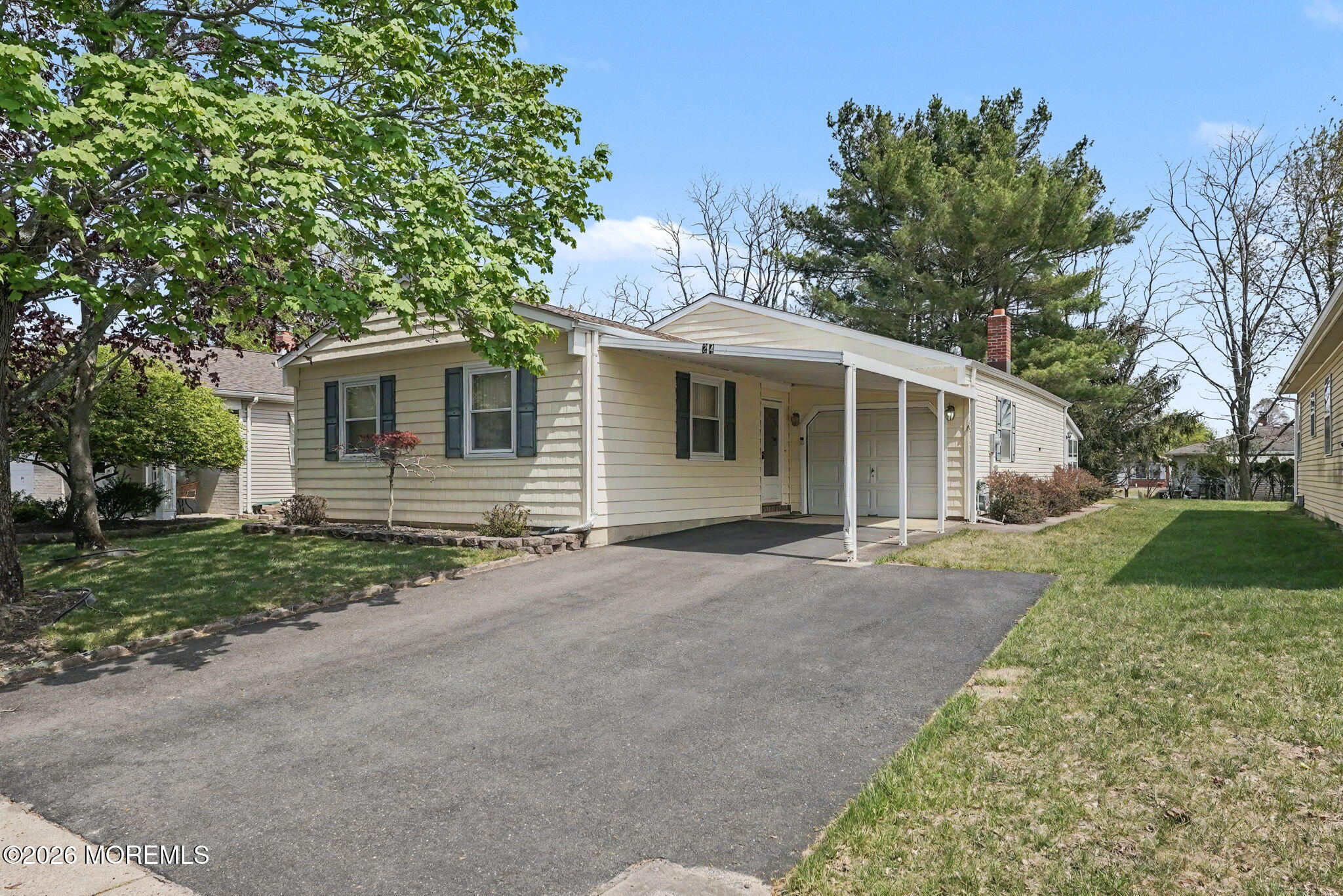 24 Encinitas Drive Toms River NJ 08757