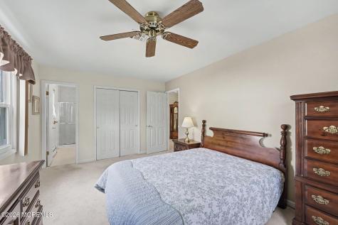 24 Encinitas Drive Toms River NJ 08757