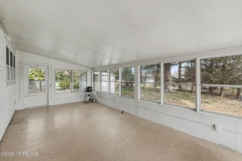 24 Encinitas Drive Toms River NJ 08757