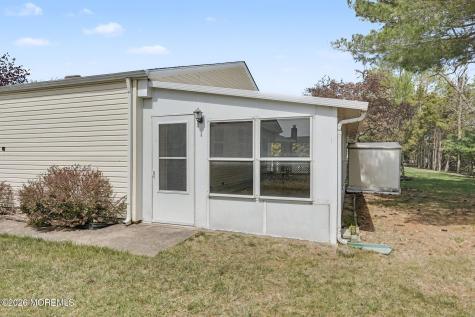 24 Encinitas Drive Toms River NJ 08757
