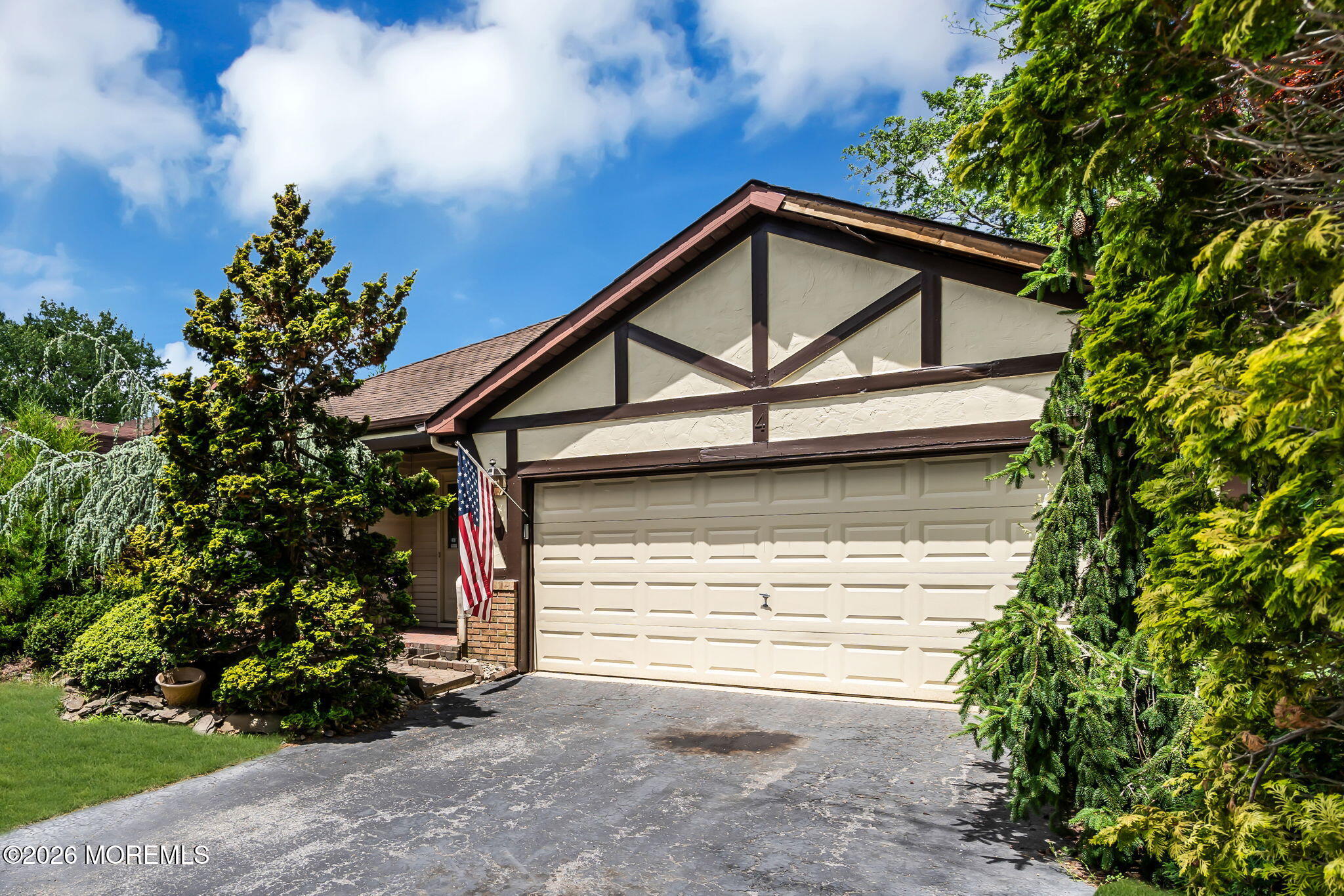 4 Hampton Drive Marlboro NJ 07746