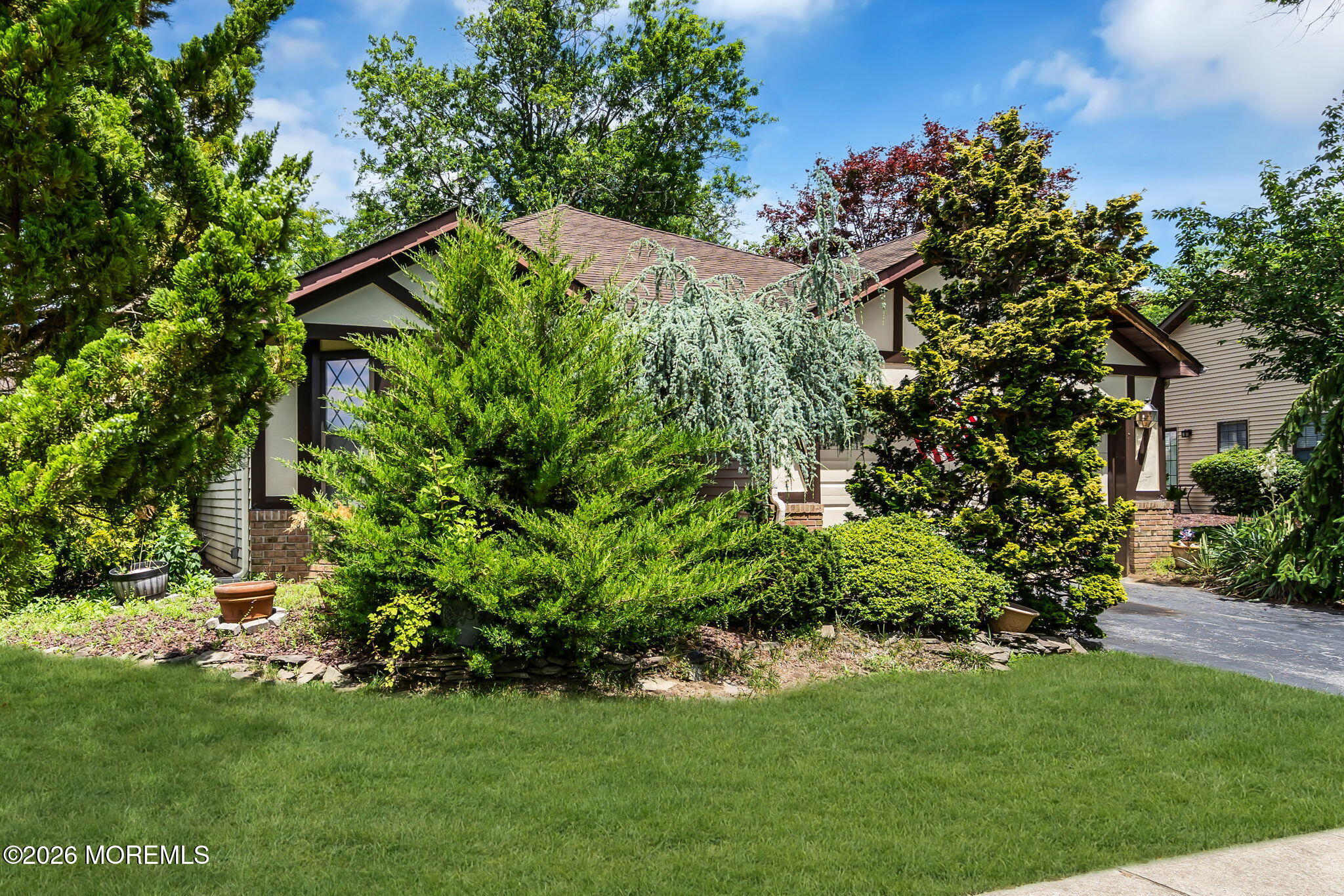 4 Hampton Drive Marlboro NJ 07746