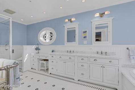 458 Navesink River Road Red Bank NJ 07701