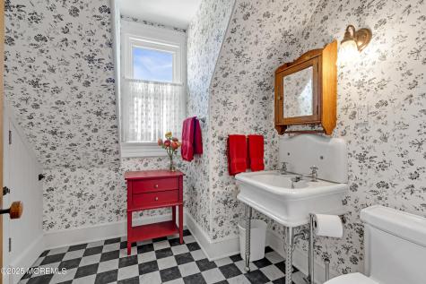 458 Navesink River Road Red Bank NJ 07701