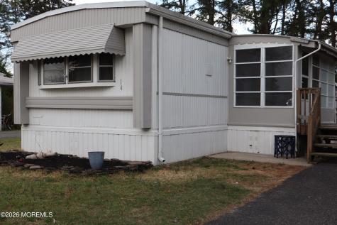 14 Kingfisher Way Whiting NJ 08759