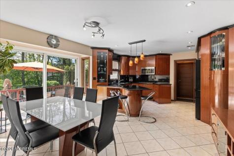 9 Manor Court Manalapan NJ 07726