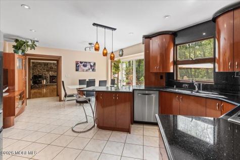 9 Manor Court Manalapan NJ 07726