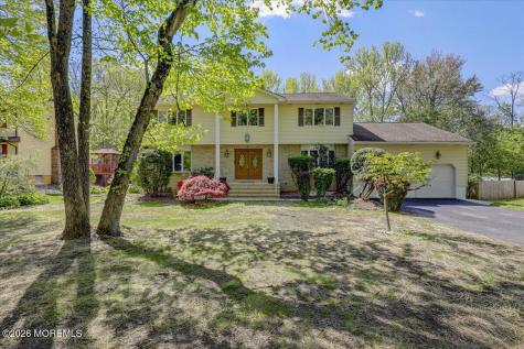 9 Manor Court Manalapan NJ 07726