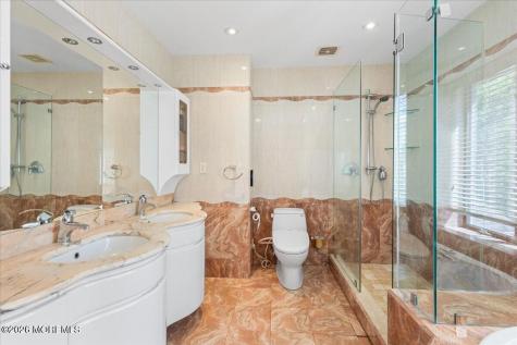 9 Manor Court Manalapan NJ 07726