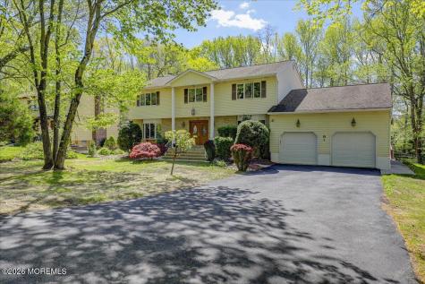 9 Manor Court Manalapan NJ 07726