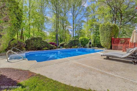 9 Manor Court Manalapan NJ 07726