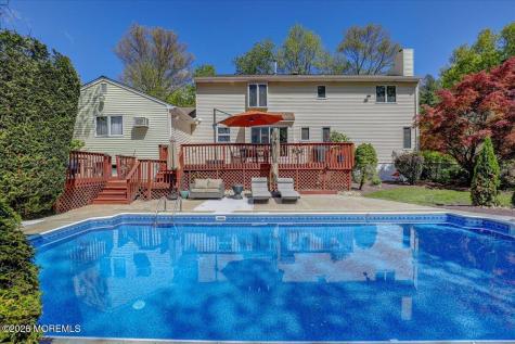 9 Manor Court Manalapan NJ 07726