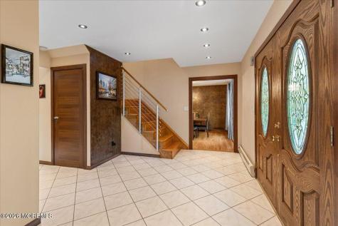 9 Manor Court Manalapan NJ 07726