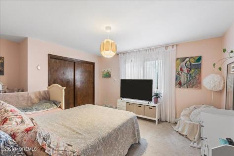 9 Manor Court Manalapan NJ 07726