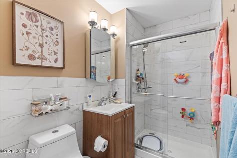9 Manor Court Manalapan NJ 07726