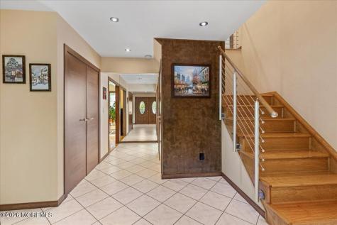 9 Manor Court Manalapan NJ 07726