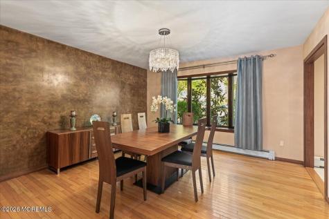 9 Manor Court Manalapan NJ 07726