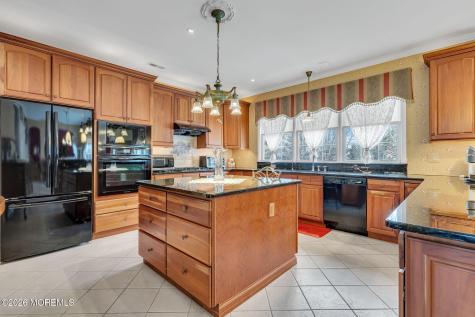 1074 Prospect Avenue Manahawkin NJ 08050