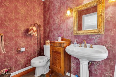 1074 Prospect Avenue Manahawkin NJ 08050