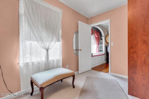 1074 Prospect Avenue Manahawkin NJ 08050