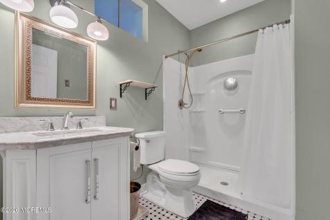 1074 Prospect Avenue Manahawkin NJ 08050