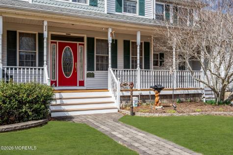 1074 Prospect Avenue Manahawkin NJ 08050