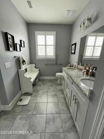 70 Woodside Lane Whiting NJ 08759