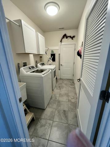 70 Woodside Lane Whiting NJ 08759