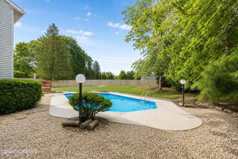 604 Meadow Run Brick NJ 08724