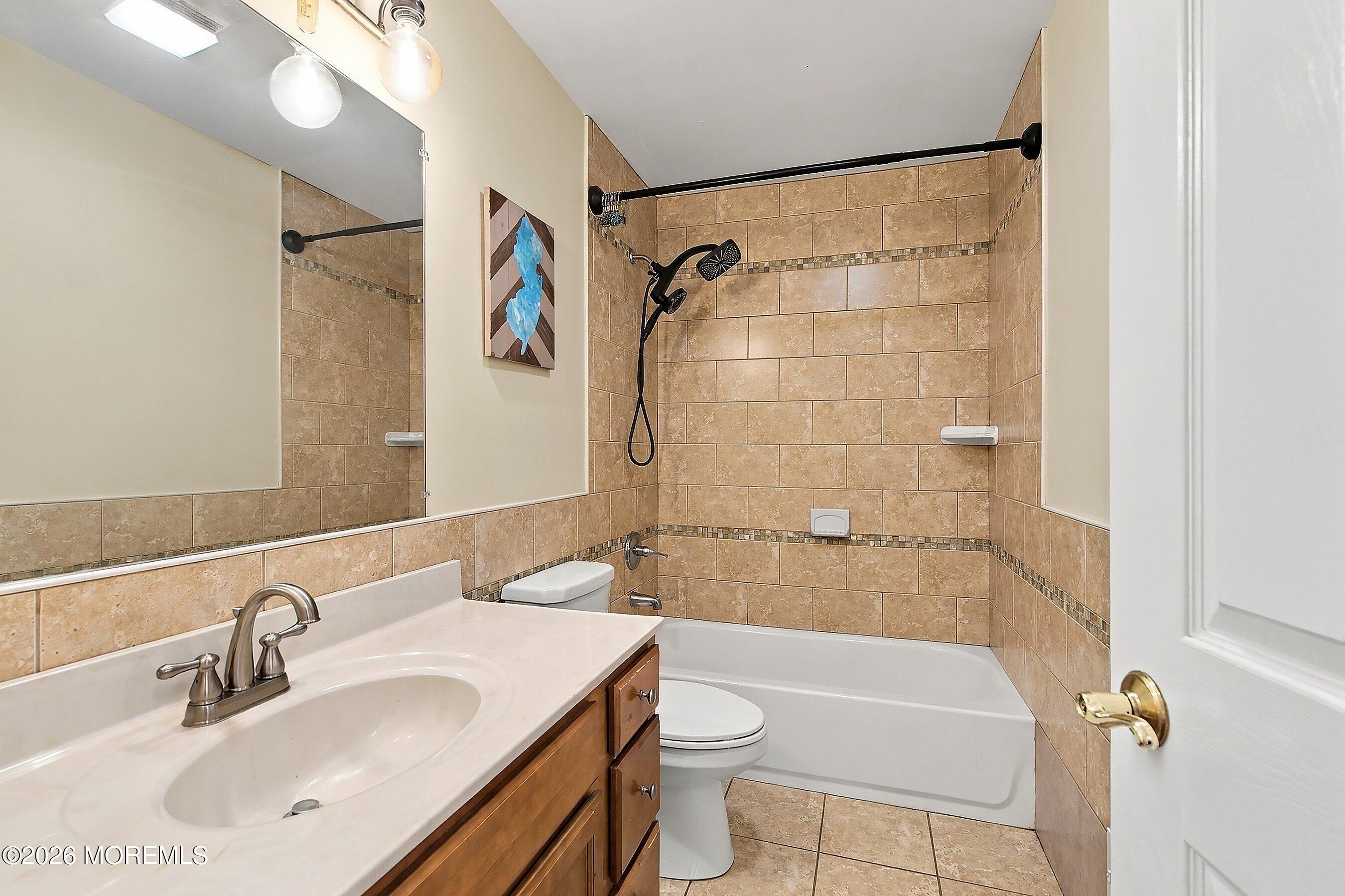 242 Point Pleasant Avenue Bayville NJ 08721