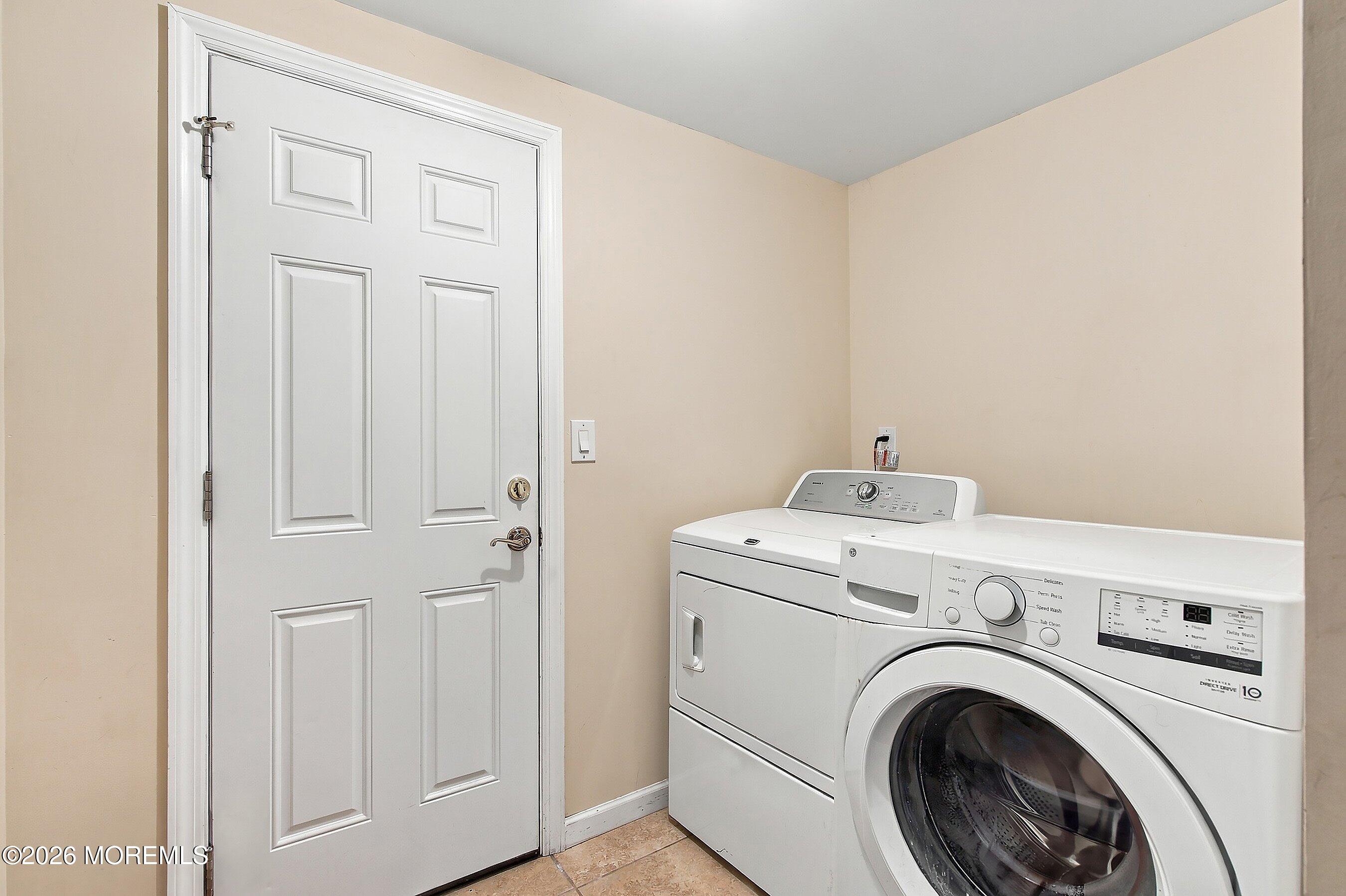 242 Point Pleasant Avenue Bayville NJ 08721