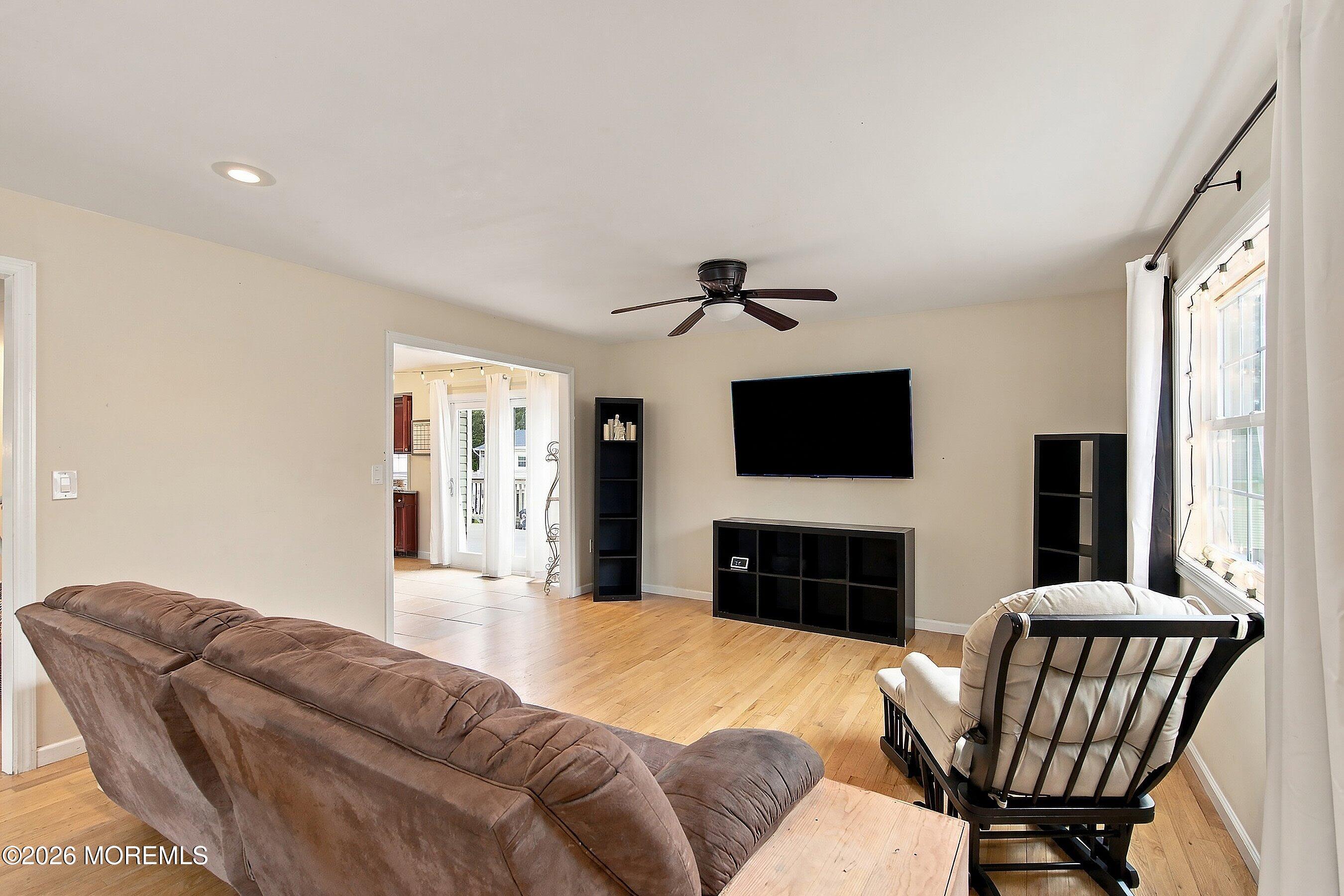 242 Point Pleasant Avenue Bayville NJ 08721