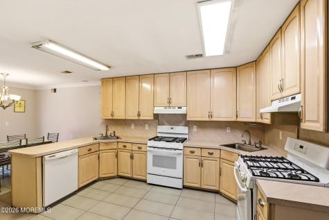 67 Whispering Pines Lane Lakewood NJ 08701