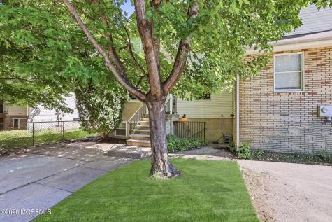 67 Whispering Pines Lane Lakewood NJ 08701