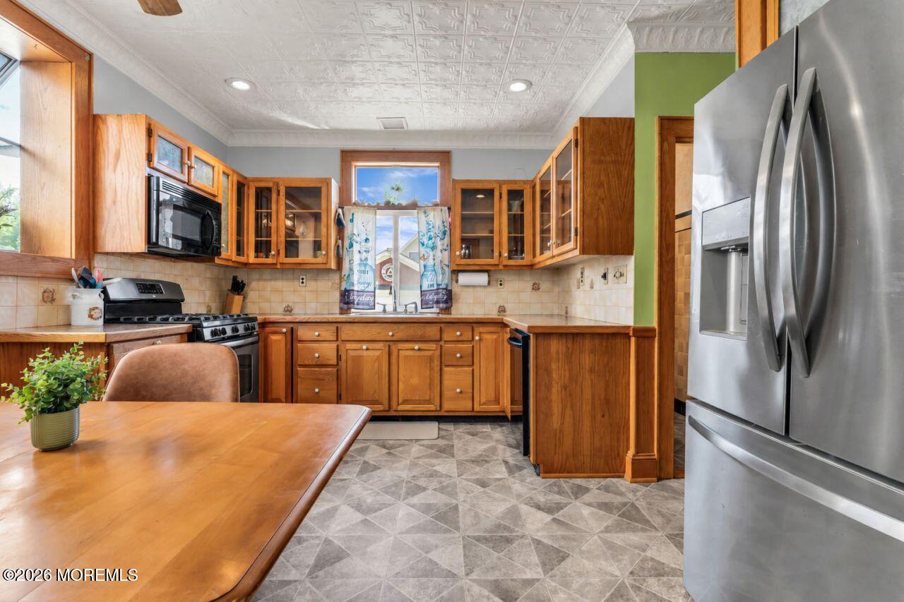 213-217 Keats Avenue Elizabeth NJ 07208