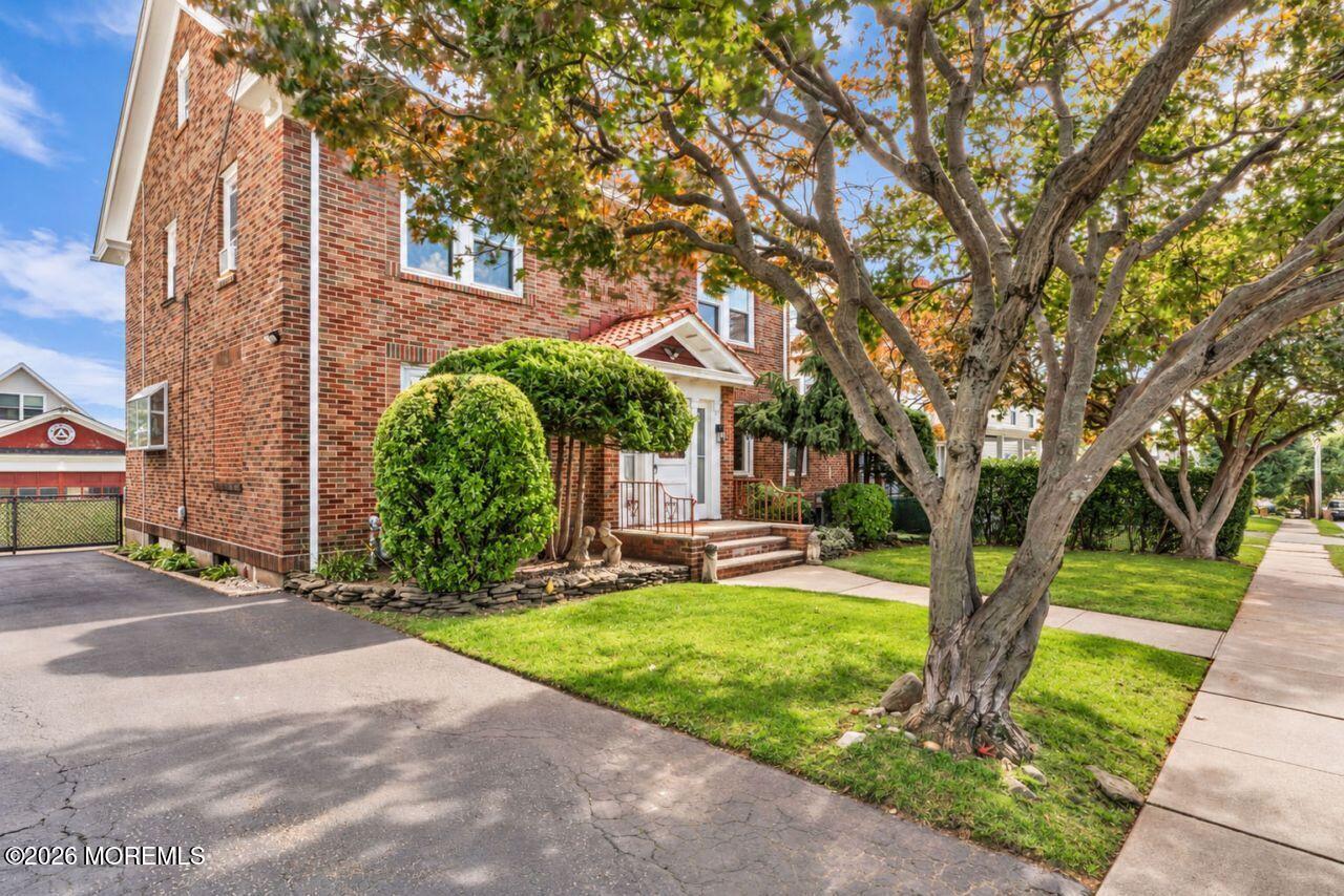 213-217 Keats Avenue Elizabeth NJ 07208