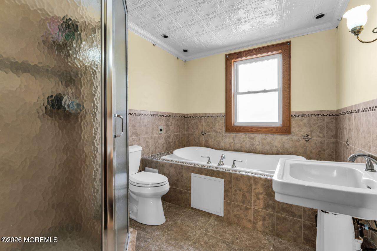213-217 Keats Avenue Elizabeth NJ 07208