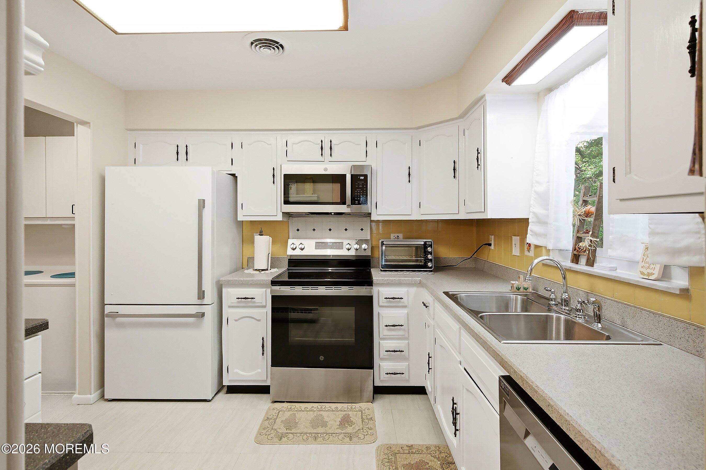 59 Franklin Lane Whiting NJ 08759