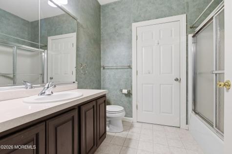 2 Mehar Court Jackson NJ 08527