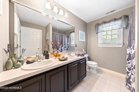 2 Mehar Court Jackson NJ 08527
