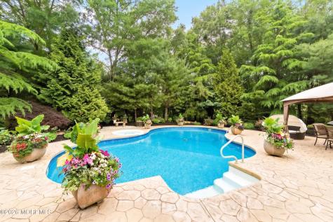 2 Mehar Court Jackson NJ 08527