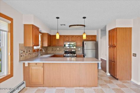 2 Blyth Court Toms River NJ 08757