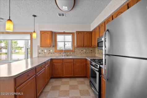 2 Blyth Court Toms River NJ 08757