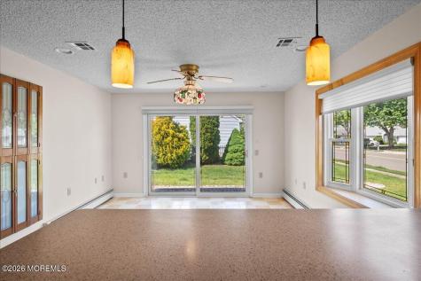 2 Blyth Court Toms River NJ 08757