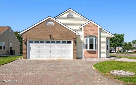 2 Blyth Court Toms River NJ 08757