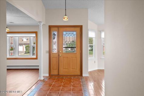 2 Blyth Court Toms River NJ 08757