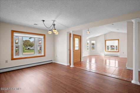 2 Blyth Court Toms River NJ 08757