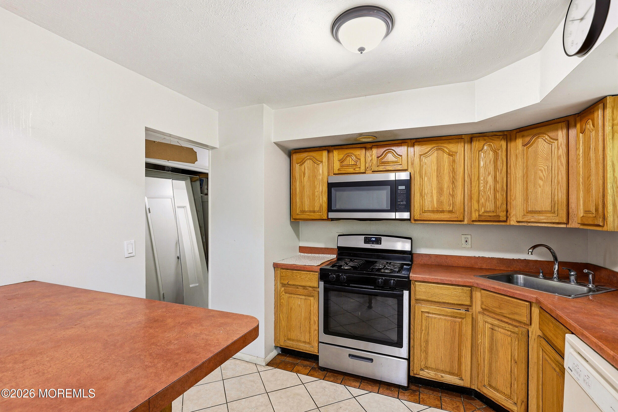 37 Raymond Avenue Toms River NJ 08755