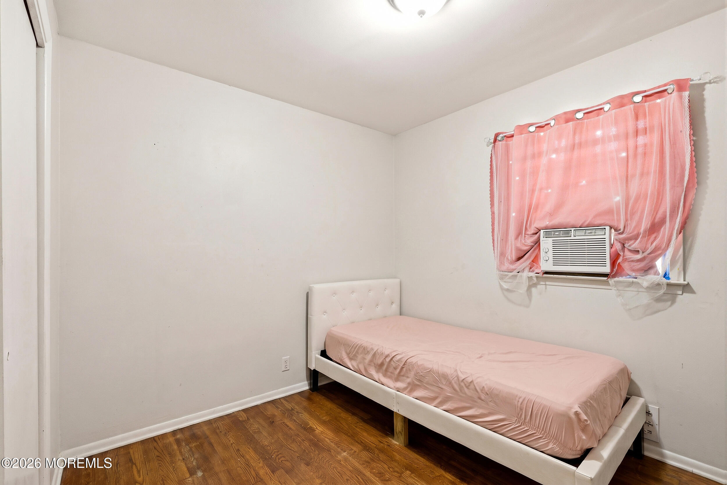 37 Raymond Avenue Toms River NJ 08755
